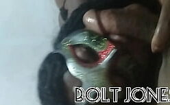 Negona bunduda dando de quatro é tentação